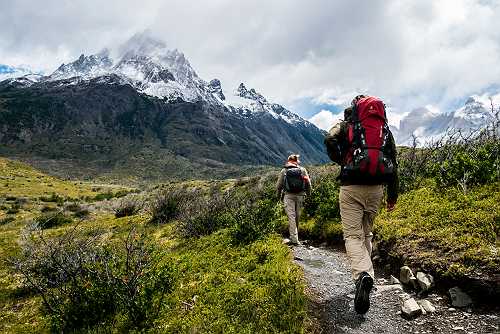 Delaying Manhood, Developing Manliness