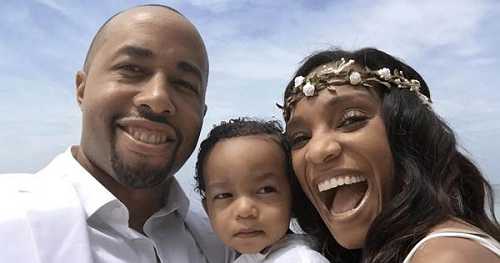 Single Black Dad Raising 2 Sons After His Wife Died in Childbirth Continues to Push for Maternal Health Reform Single Black Dad Raising 2 Sons After His Wife Died in Childbirth Continues to Push for Maternal Health Reform